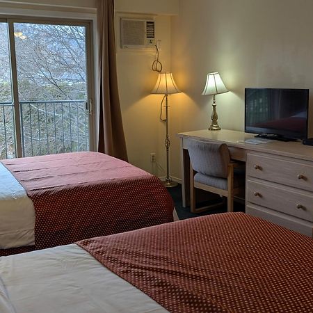 Summerland Motel 외부 사진