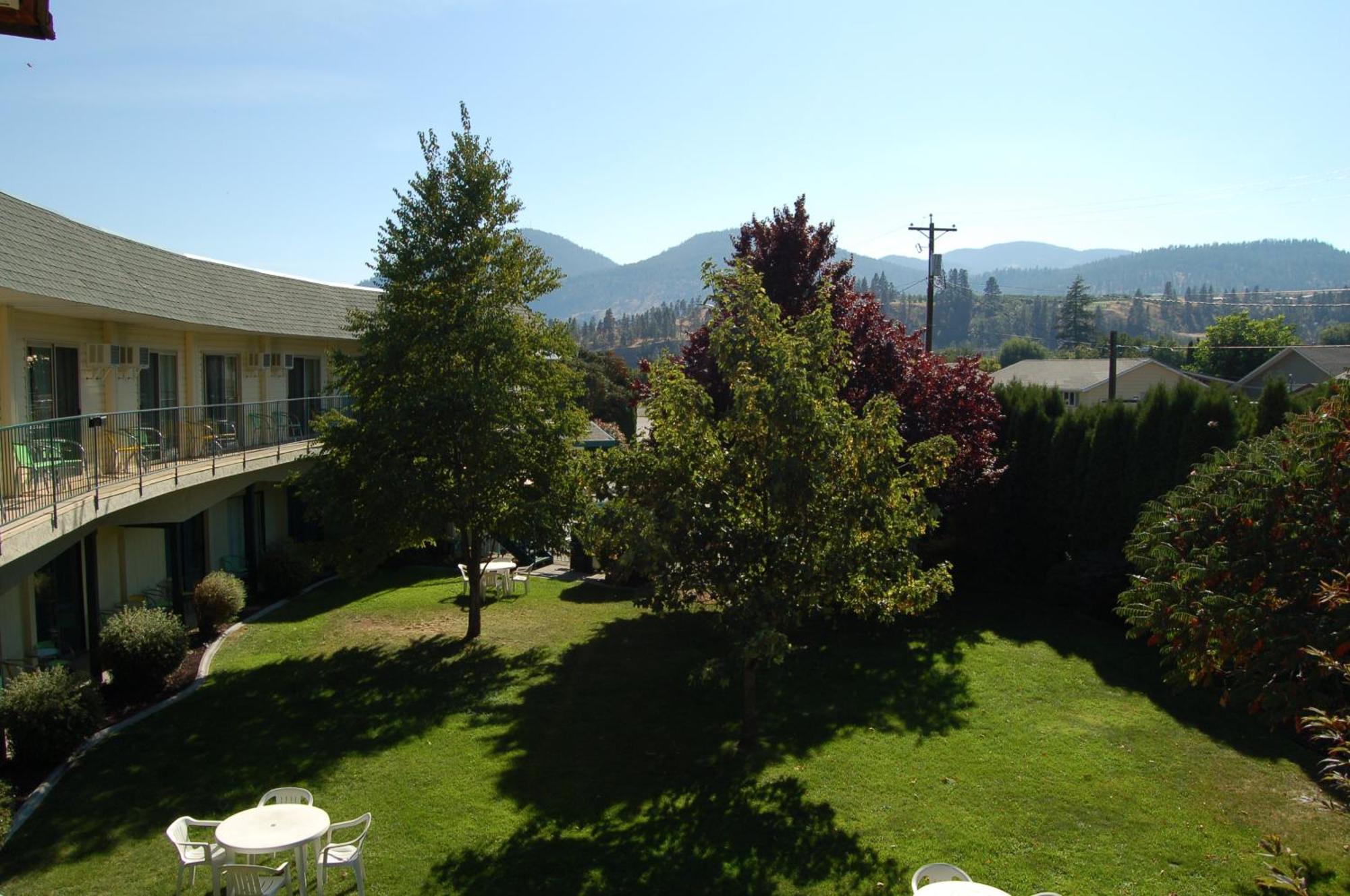 Summerland Motel 외부 사진