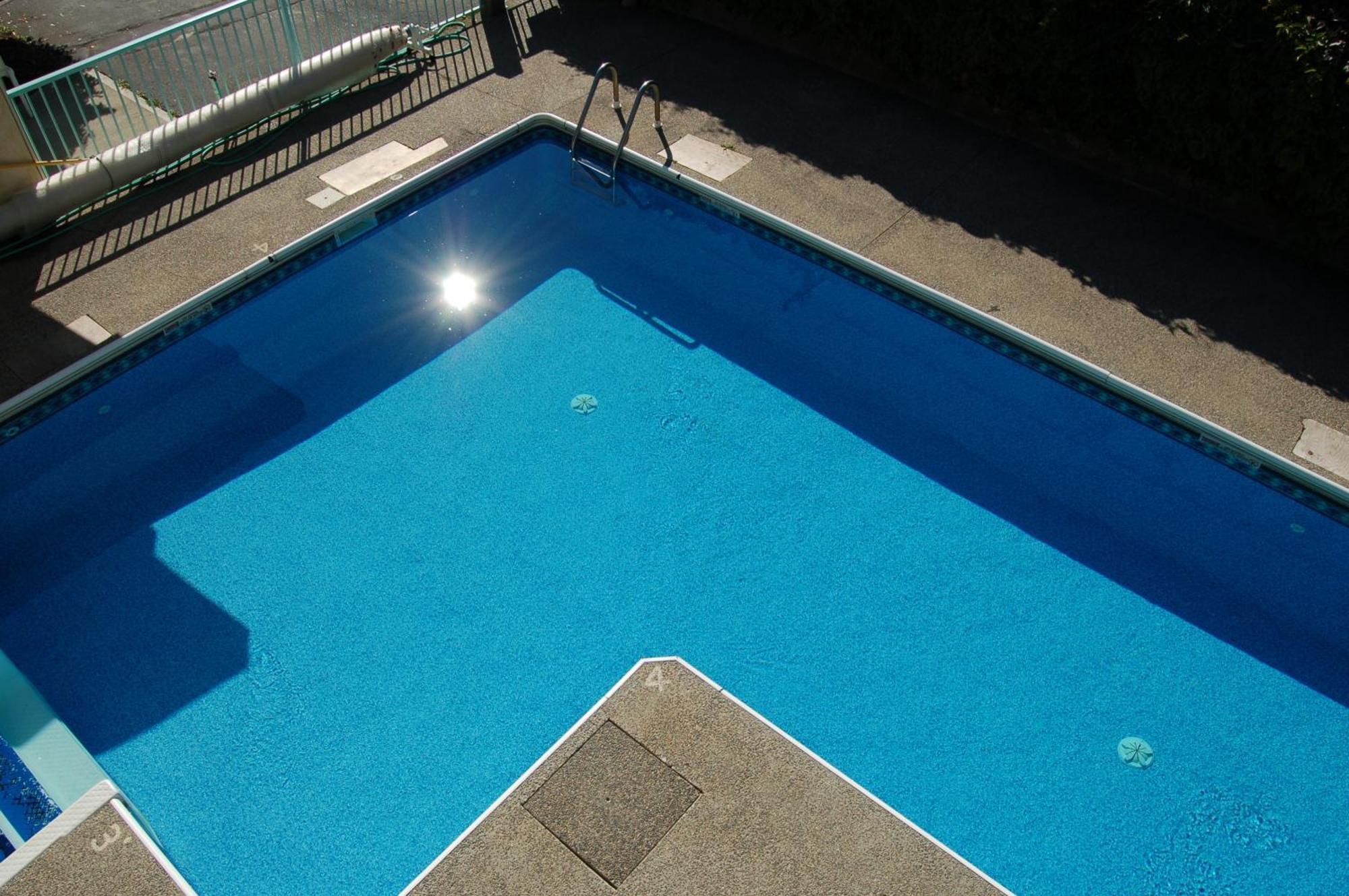 Summerland Motel 외부 사진