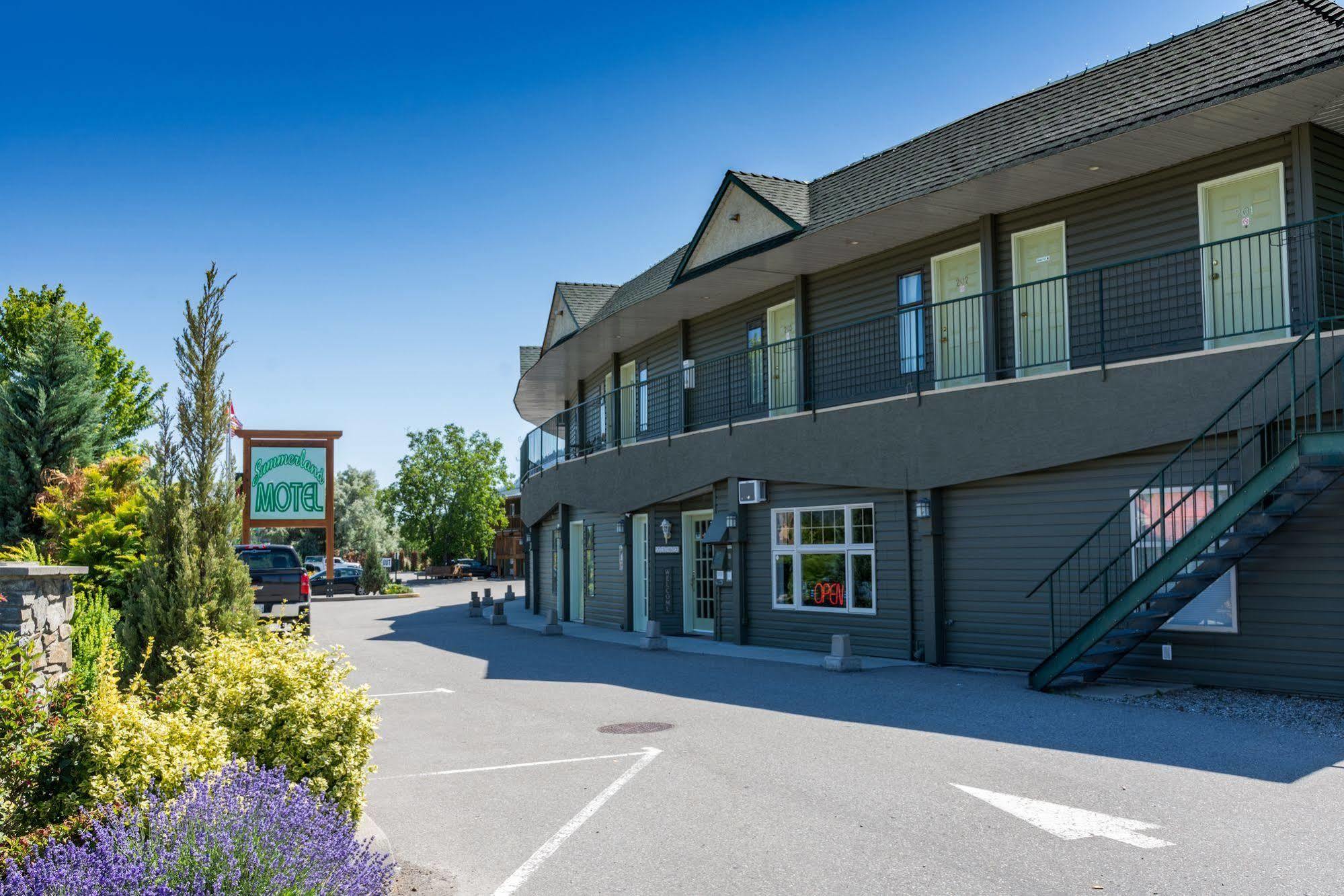 Summerland Motel 외부 사진